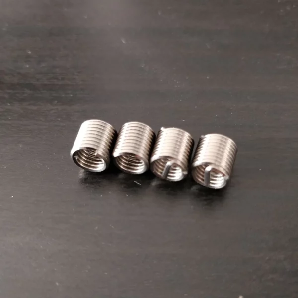 4x Helicoils 9mm - M6 - Inox A4